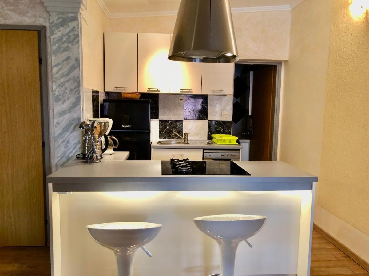 Apartments Pine & Oak With Shared Seasonal Hot Tub Privlaka  Zewnętrze zdjęcie